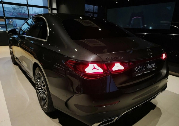 Mercedes-Benz Klasa E cena 405000 przebieg: 3888, rok produkcji 2023 z Staszów małe 301